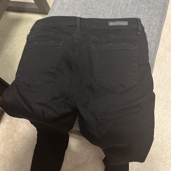 Black distressed skinny - Picture 5 of 5